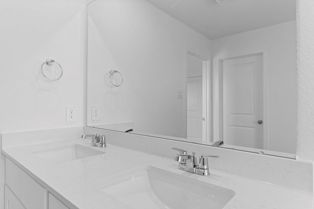 1507 Shimmering Ocean Way, Iowa Colony, TX 77583