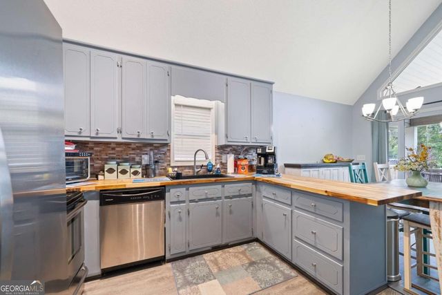 325A Shelton Drive, Eatonton, GA 31024