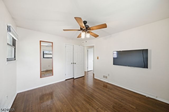 15 Sunnyhill Rd, Rockaway Twp., NJ 07801