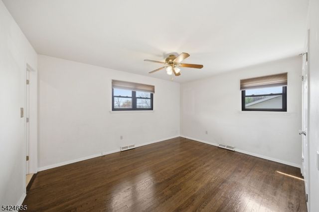 15 Sunnyhill Rd, Rockaway Twp., NJ 07801