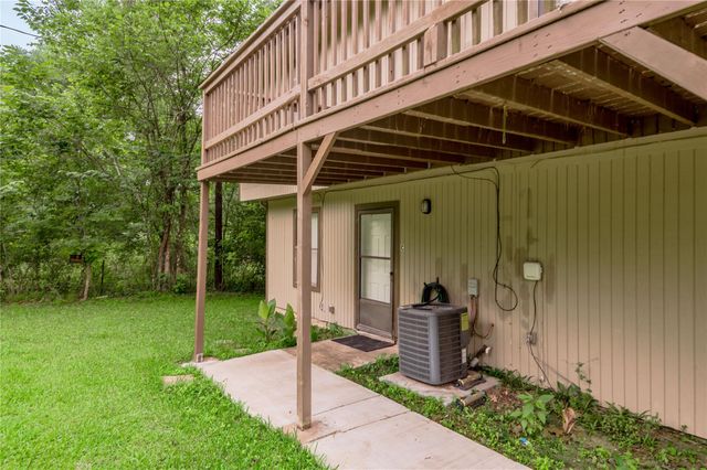 138 Summer Place C, Huntsville, TX 77340