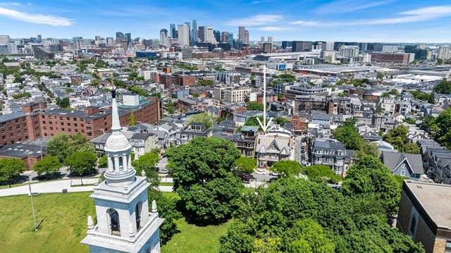 16 Thomas Park 1, Boston, MA 02127
