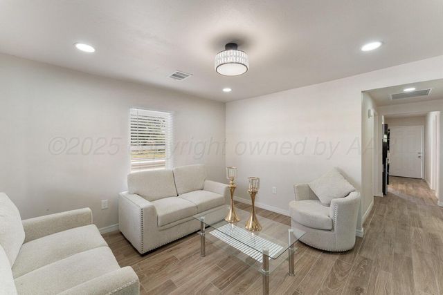 810 N CLEVELAND Street, Amarillo, TX 79107