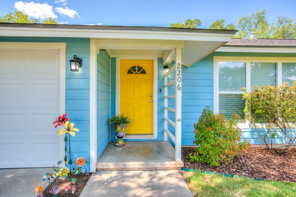 Image 28 of property listing at 2206 W Concho Avenue, San Angelo, TX 76901