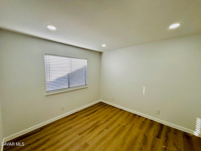 2730 W Ave K 4, Lancaster, CA 93536