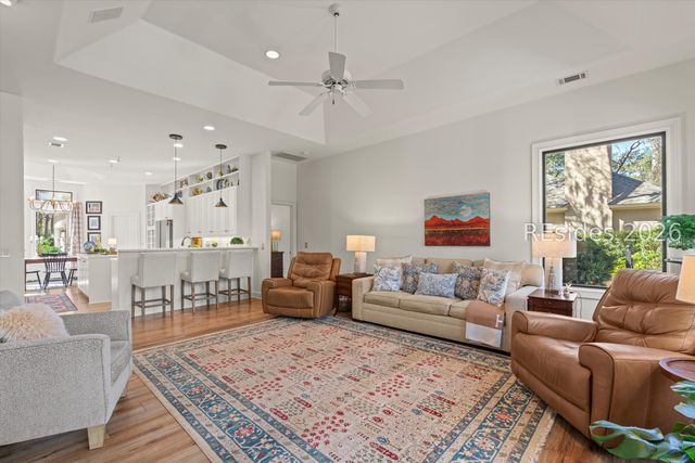 12 Shaftsbury Ln, Hilton Head Island, SC 29926