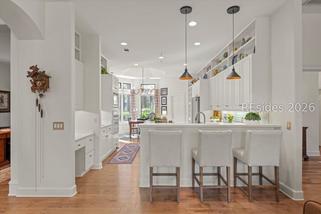 12 Shaftsbury Ln, Hilton Head Island, SC 29926