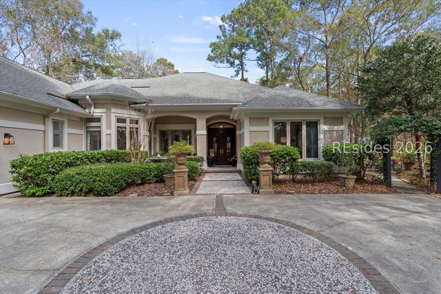 12 Shaftsbury Ln, Hilton Head Island, SC 29926