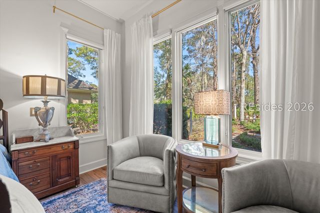 12 Shaftsbury Ln, Hilton Head Island, SC 29926