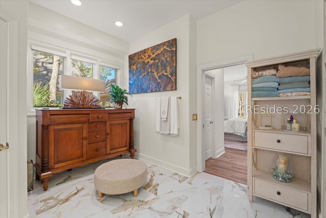 12 Shaftsbury Ln, Hilton Head Island, SC 29926