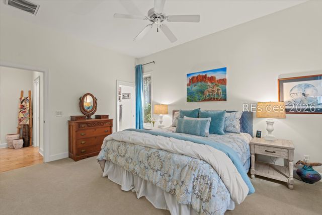 12 Shaftsbury Ln, Hilton Head Island, SC 29926