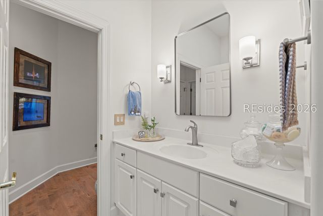 12 Shaftsbury Ln, Hilton Head Island, SC 29926