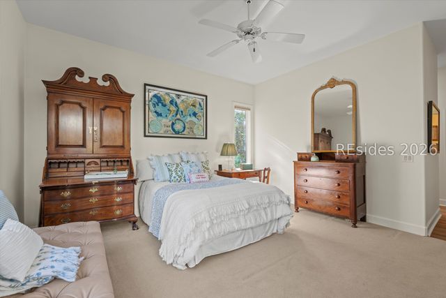 12 Shaftsbury Ln, Hilton Head Island, SC 29926