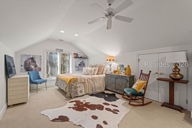 12 Shaftsbury Ln, Hilton Head Island, SC 29926