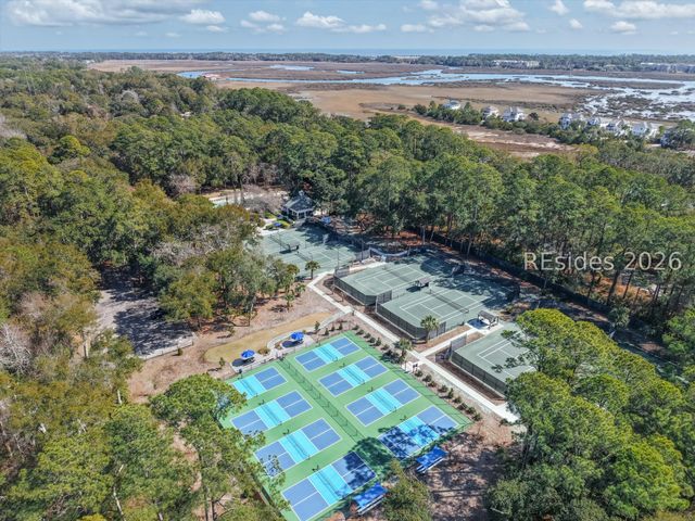 12 Shaftsbury Ln, Hilton Head Island, SC 29926