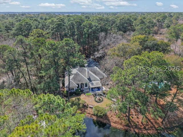 12 Shaftsbury Ln, Hilton Head Island, SC 29926