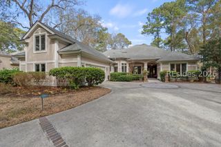 12 Shaftsbury Ln, Hilton Head Island, SC 29926