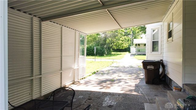 2233 Deering Avenue, Dayton, OH 45406