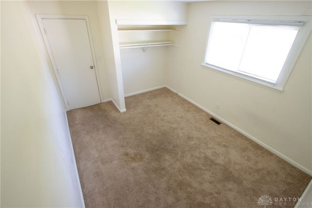 2233 Deering Avenue, Dayton, OH 45406
