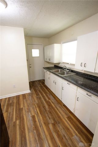 2233 Deering Avenue, Dayton, OH 45406
