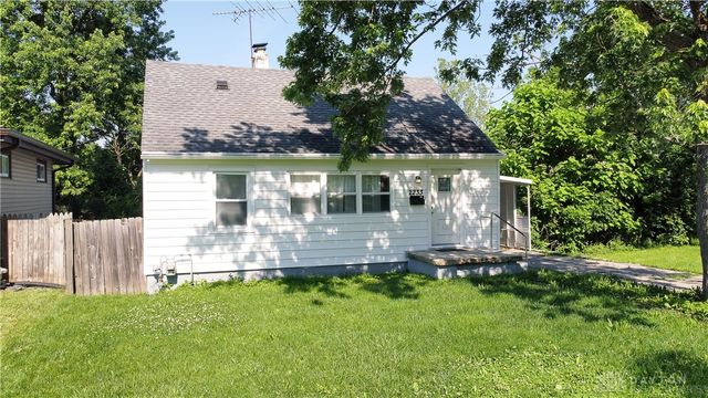 2233 Deering Avenue, Dayton, OH 45406