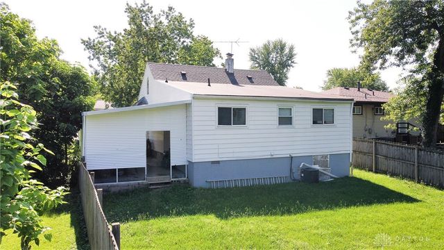 2233 Deering Avenue, Dayton, OH 45406