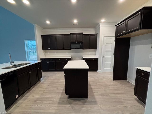 1911 Darrell Drive, Graham, NC 27253