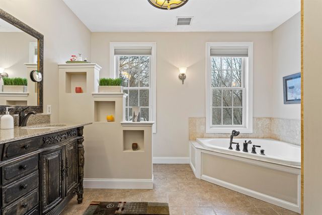 3 Whitehorse Drive, Rye, NH 03870