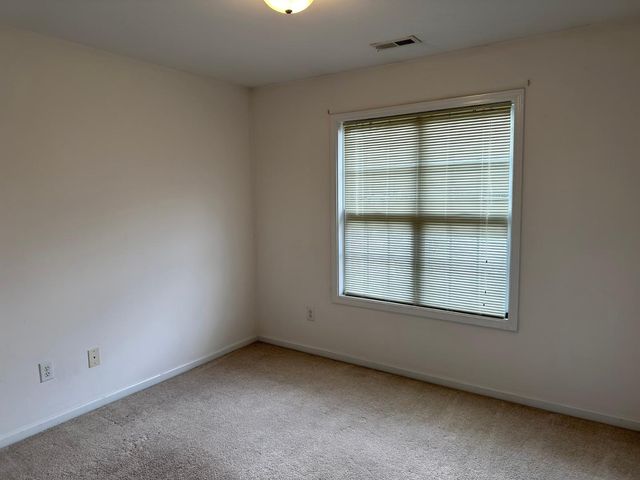 2717 Andover Glen Road, Raleigh, NC 27604