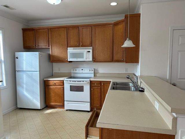 2717 Andover Glen Road, Raleigh, NC 27604