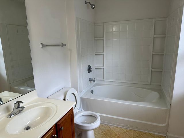 2717 Andover Glen Road, Raleigh, NC 27604