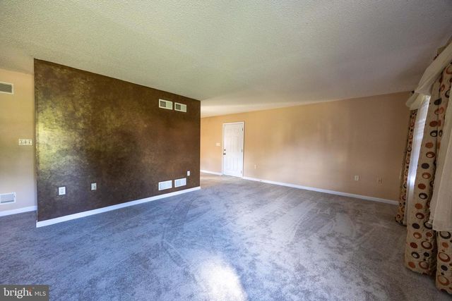 351 MIMOSA DR, Martinsburg, WV 25404