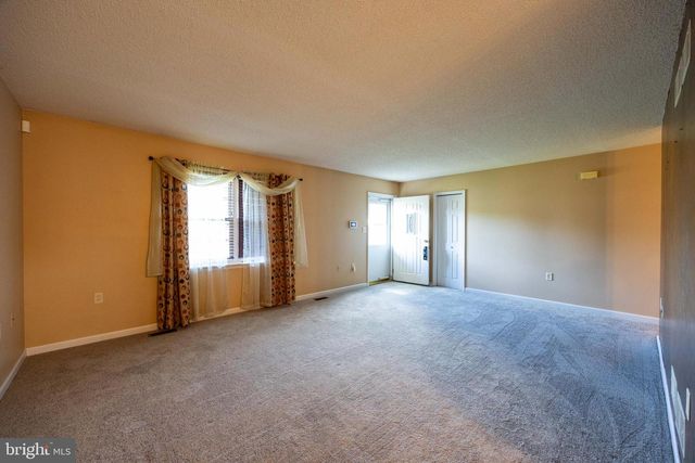 351 MIMOSA DR, Martinsburg, WV 25404