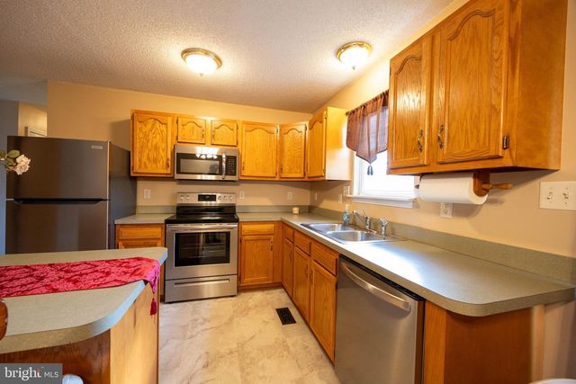 351 MIMOSA DR, Martinsburg, WV 25404