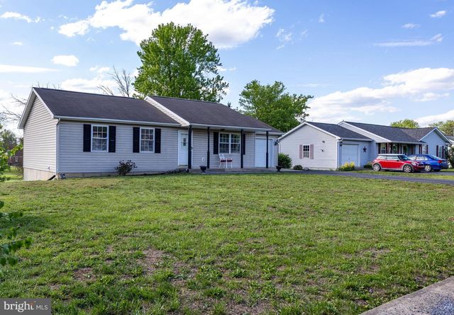 351 MIMOSA DR, Martinsburg, WV 25404
