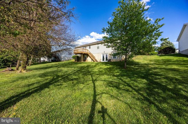 351 MIMOSA DR, Martinsburg, WV 25404