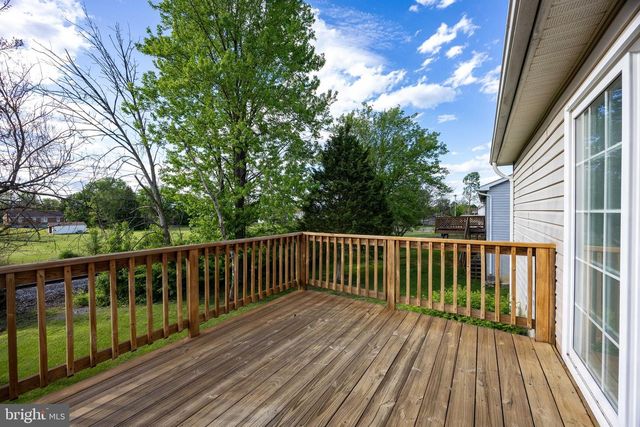 351 MIMOSA DR, Martinsburg, WV 25404