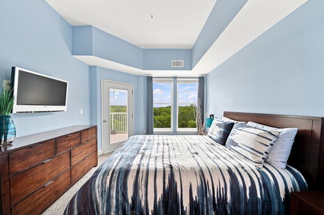 38 Village Rd 704, Middleton, MA 01949