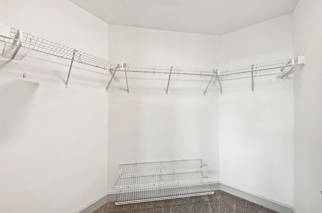 38 Village Rd 704, Middleton, MA 01949