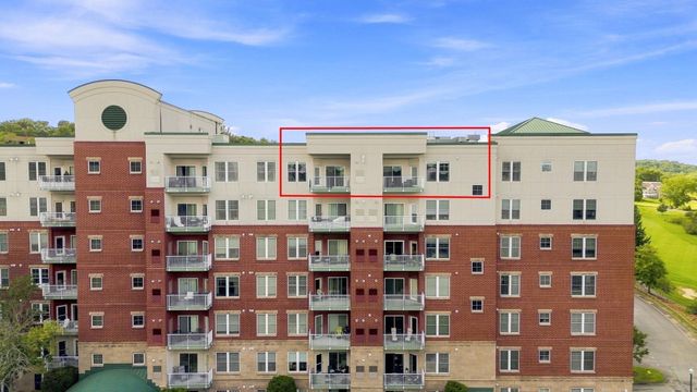 38 Village Rd 704, Middleton, MA 01949