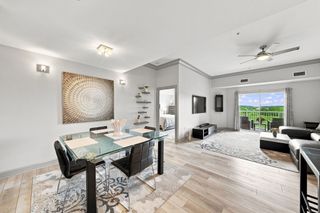 38 Village Rd 704, Middleton, MA 01949