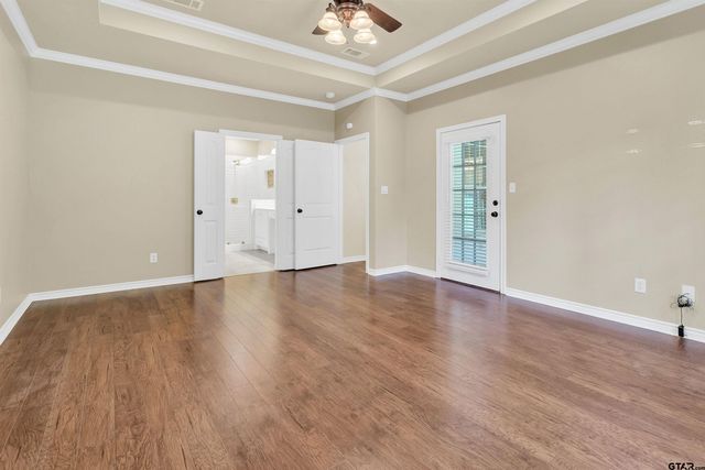 1434 Hideaway Ln W, Hideaway, TX 75771