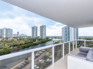 3701 N Country Club Dr 1002, Aventura, FL 33180