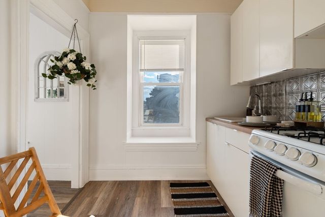 928 Dorchester Ave 9, Boston, MA 02125