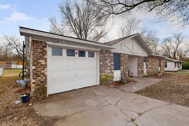 151 Northtown Drive, Wills Point, TX 75169