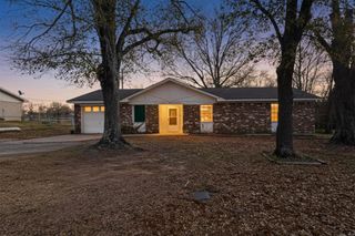 151 Northtown Drive, Wills Point, TX 75169