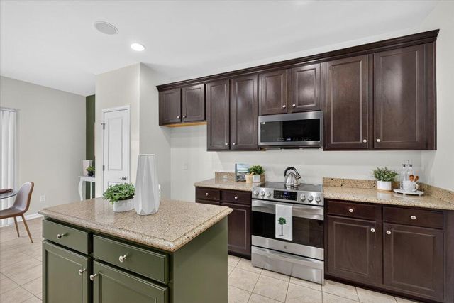 217 Palmetto Village Circle, Moncks Corner, SC 29461