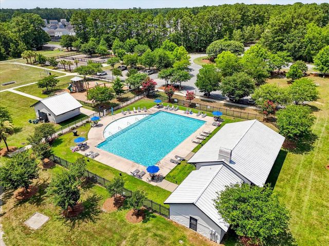 217 Palmetto Village Circle, Moncks Corner, SC 29461