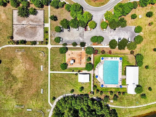 217 Palmetto Village Circle, Moncks Corner, SC 29461