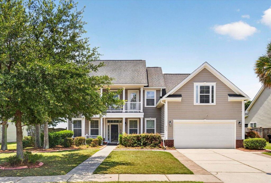 217 Palmetto Village Circle, Moncks Corner, SC 29461